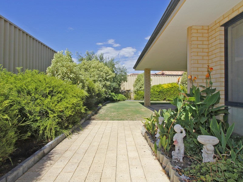 25 Covington Promenade, Butler WA 6036