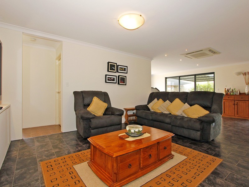 23 Matisse Street, Ashby WA 6065