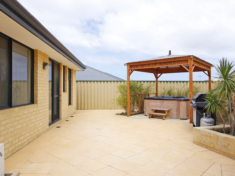 23 Matisse Street, Ashby WA 6065