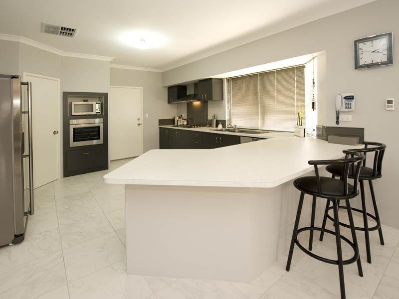 389 Wright Road, Piara Waters WA 6112