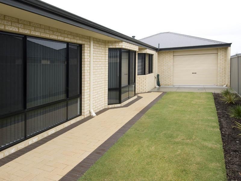 389 Wright Road, Piara Waters WA 6112