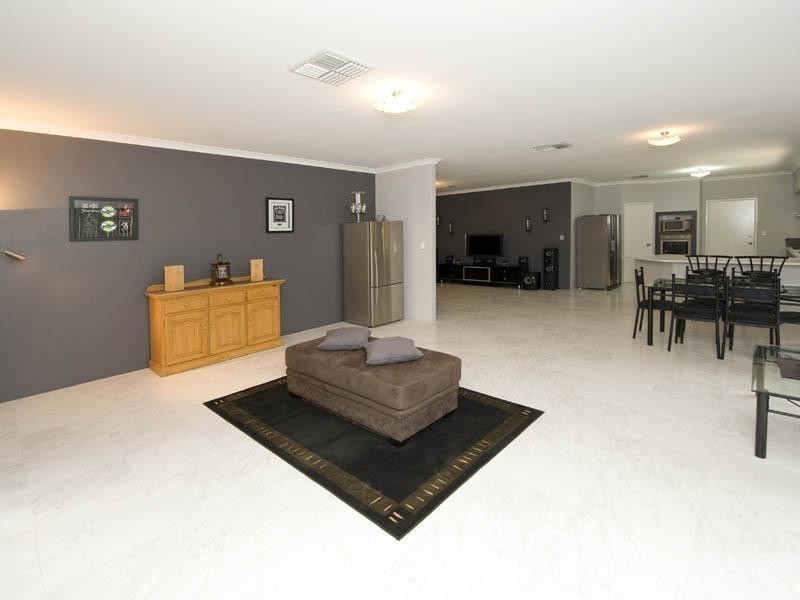 389 Wright Road, Piara Waters WA 6112