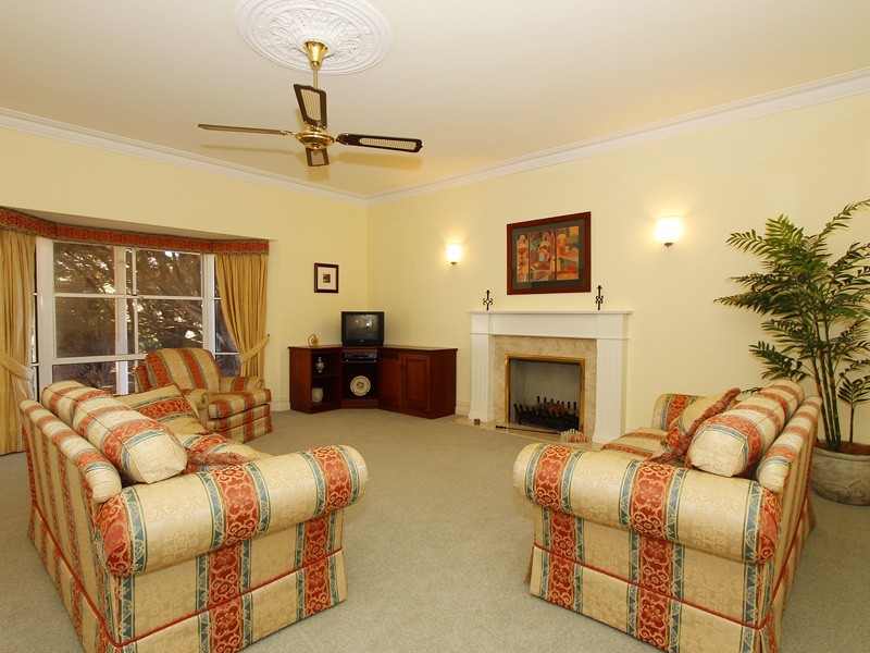 19 Kirribilli Court, Kallaroo WA 6025