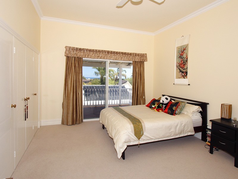 19 Kirribilli Court, Kallaroo WA 6025