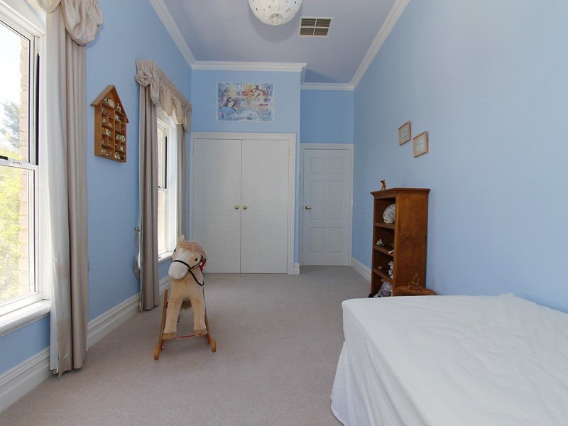 19 Kirribilli Court, Kallaroo WA 6025