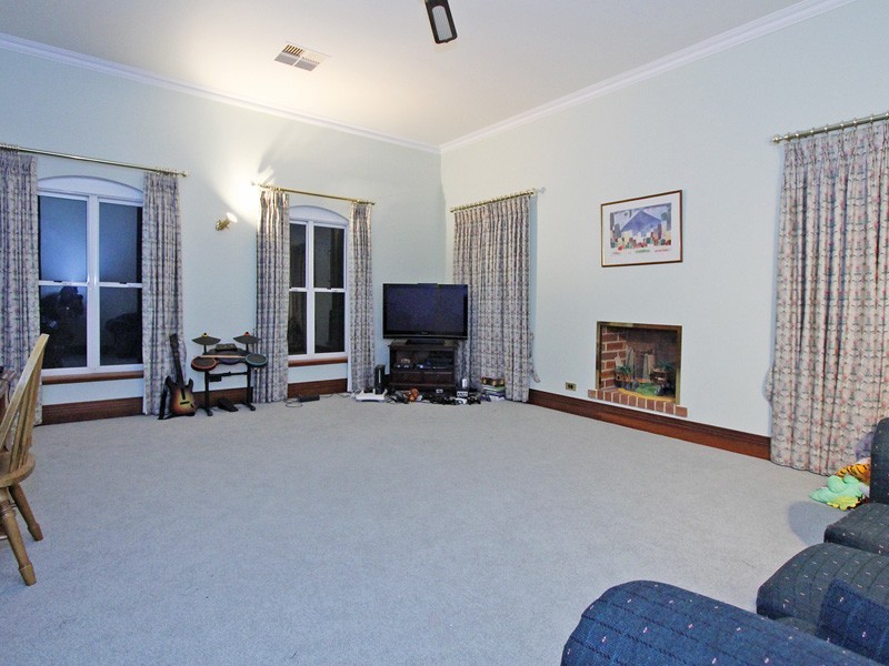 19 Kirribilli Court, Kallaroo WA 6025