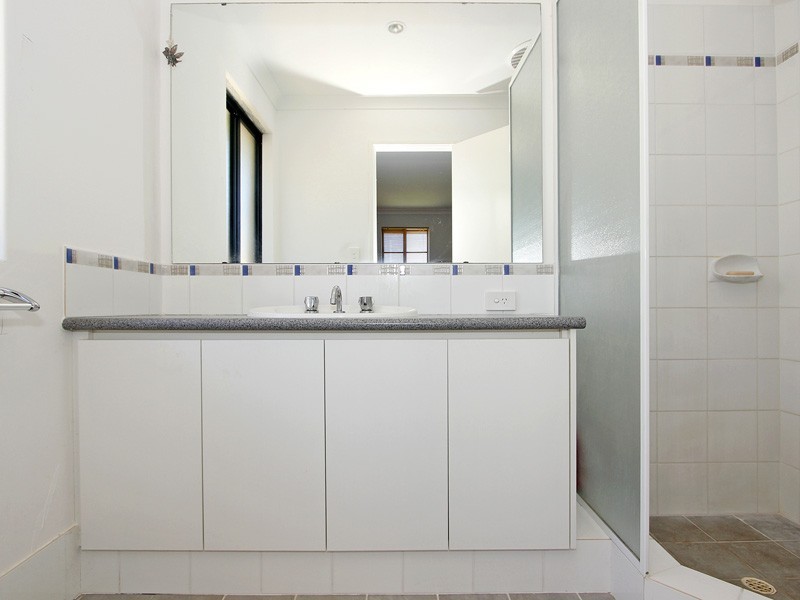 11 Fairbourne Approach, Butler WA 6036