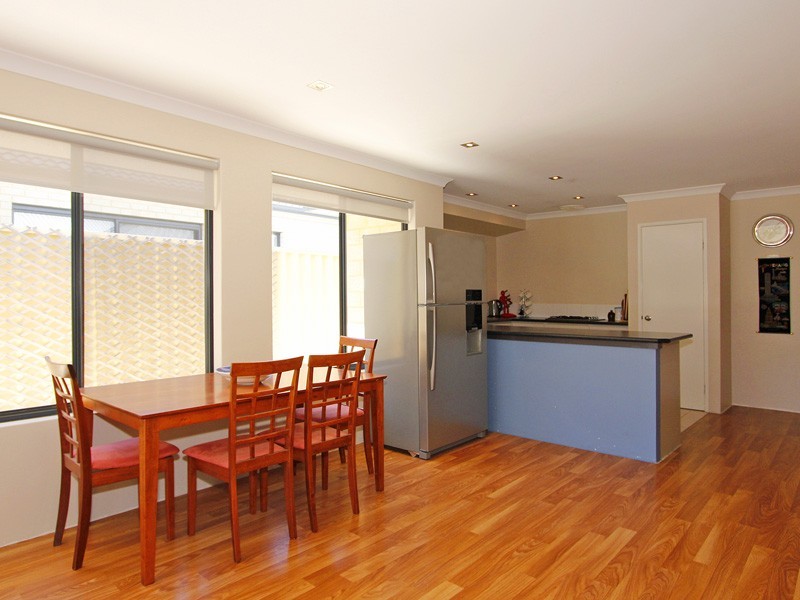 11 Fairbourne Approach, Butler WA 6036