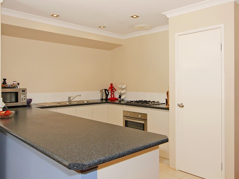 11 Fairbourne Approach, Butler WA 6036