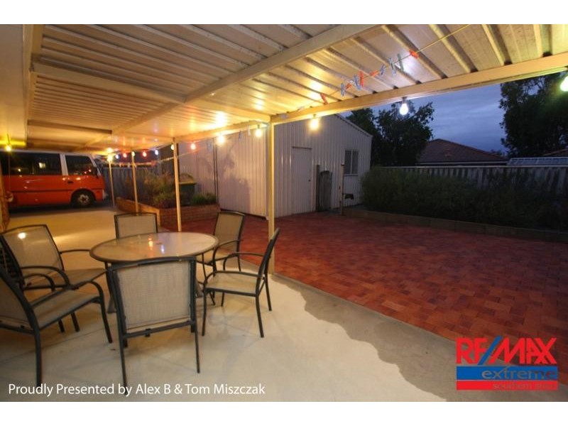 154 Centre Street, Queens Park WA 6107