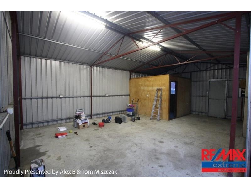 154 Centre Street, Queens Park WA 6107