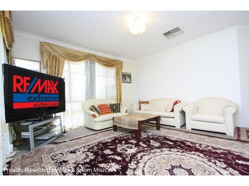 5 Wingrove Road, Langford WA 6147