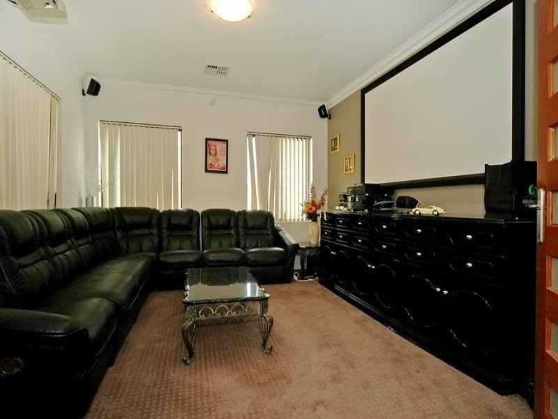 9 Donabate Road, Ridgewood WA 6030