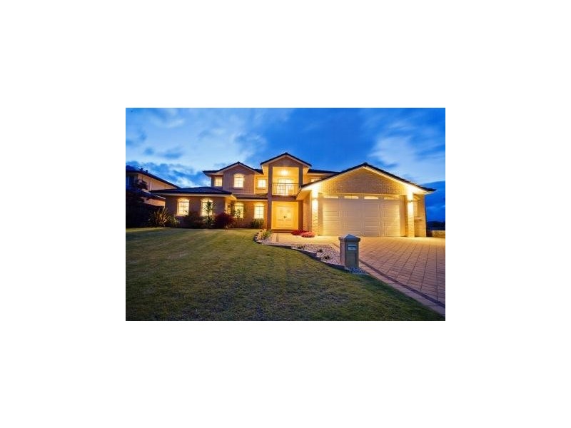 8 Manta Pass, Mindarie WA 6030