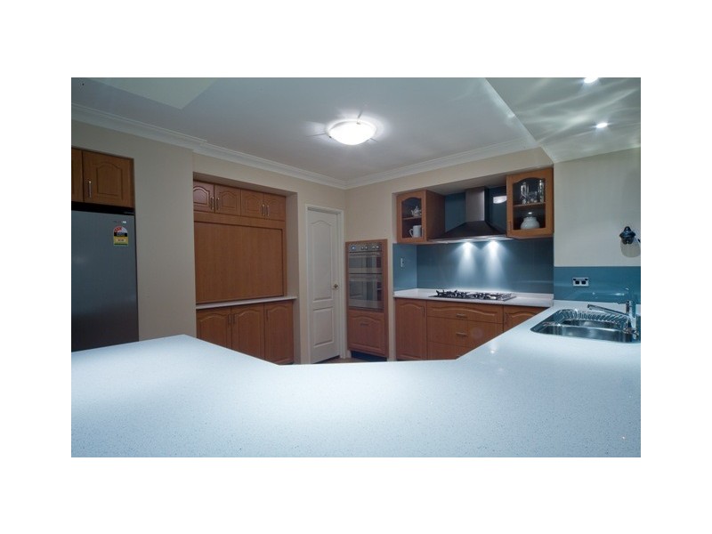 8 Manta Pass, Mindarie WA 6030