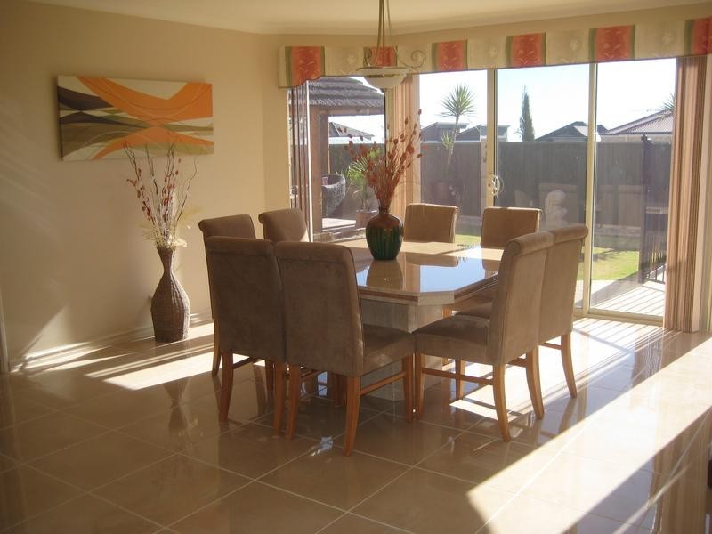 8 Manta Pass, Mindarie WA 6030