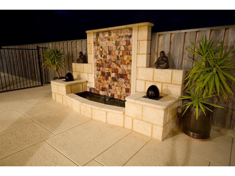 8 Manta Pass, Mindarie WA 6030