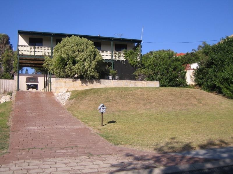 10 Burt Street, Quinns Rocks WA 6030
