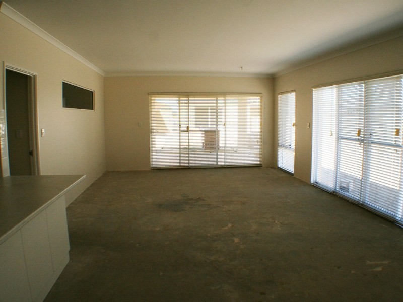 31 Archdale Loop, Piara Waters WA 6112