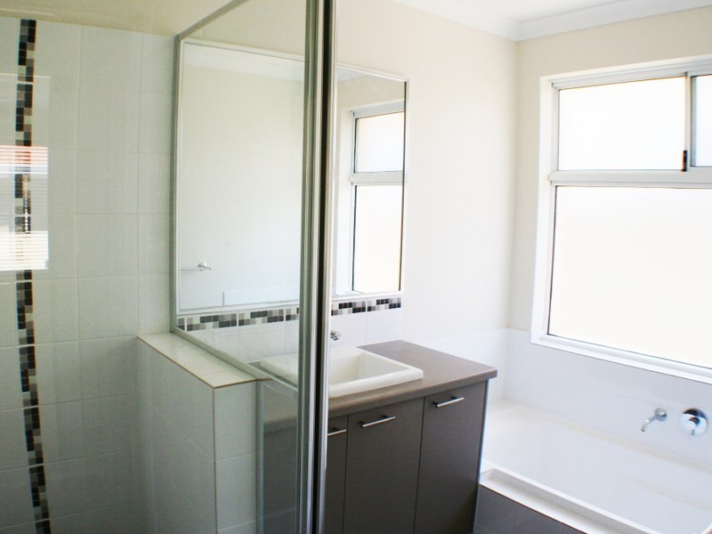 31 Archdale Loop, Piara Waters WA 6112