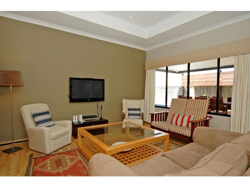 19 Lighthouse Parade, Mindarie WA 6030