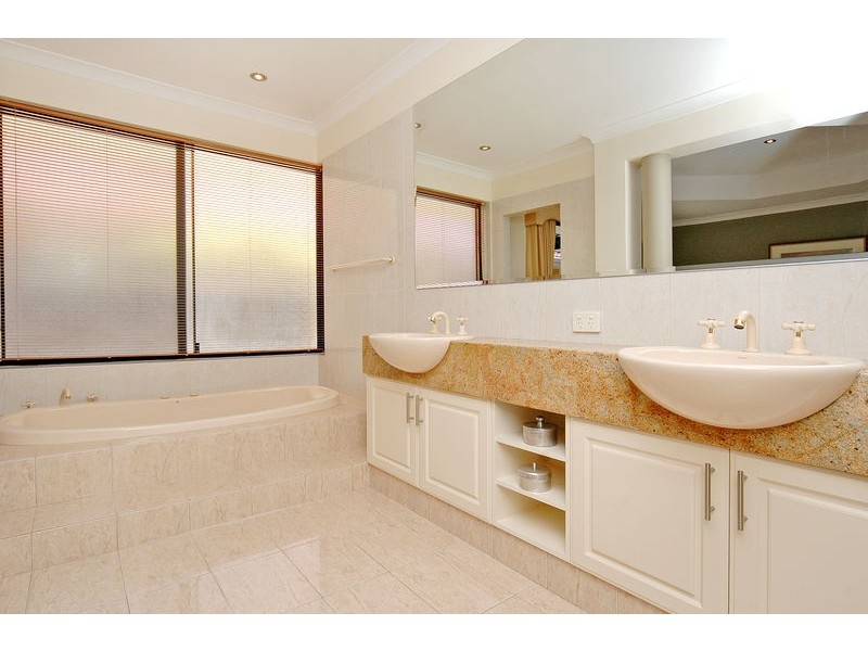 19 Lighthouse Parade, Mindarie WA 6030