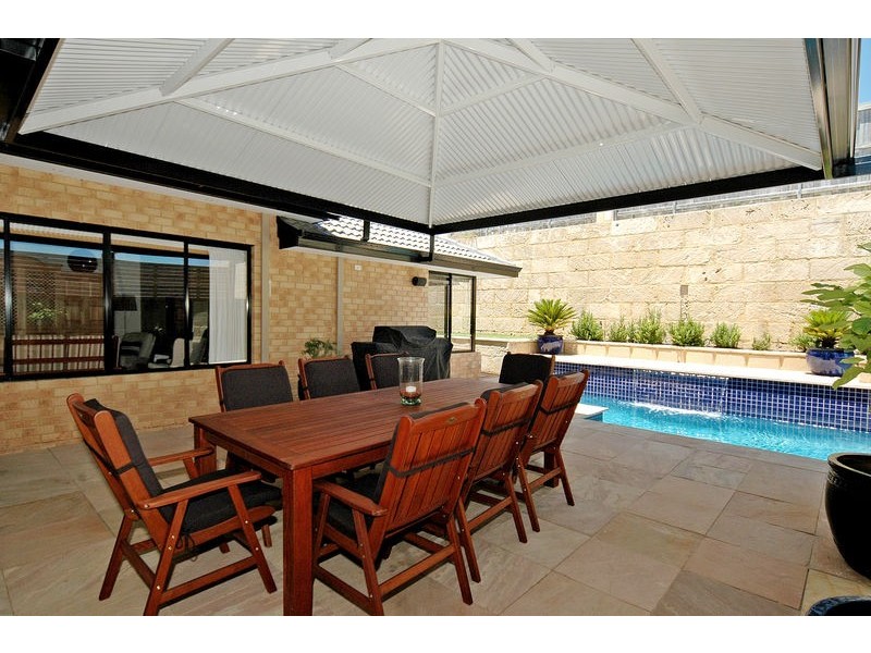 19 Lighthouse Parade, Mindarie WA 6030