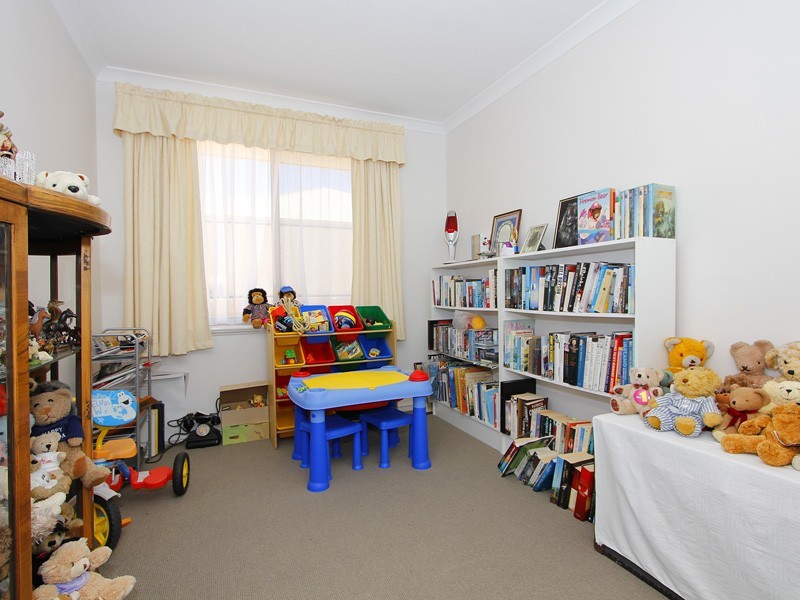 10 Henson Way, Clarkson WA 6030