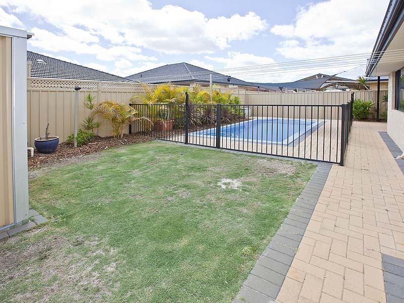 13 McCabe Parade, Canning Vale WA 6155