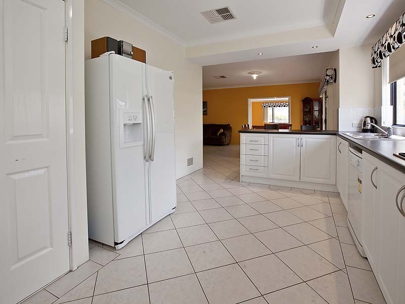 13 McCabe Parade, Canning Vale WA 6155