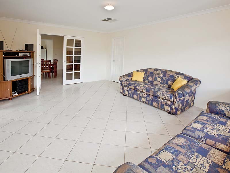 13 McCabe Parade, Canning Vale WA 6155