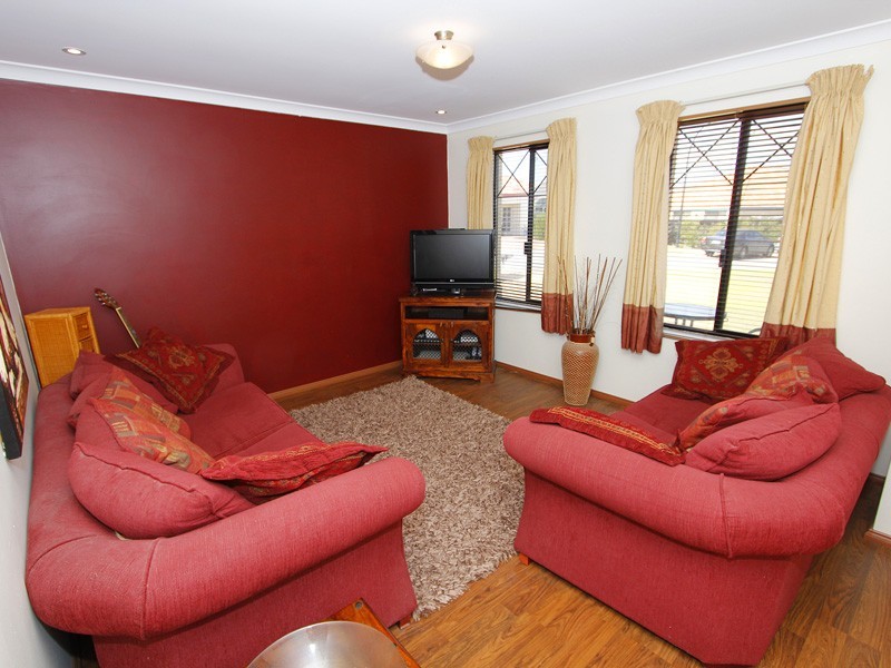 75 Pembury Way, Butler WA 6036