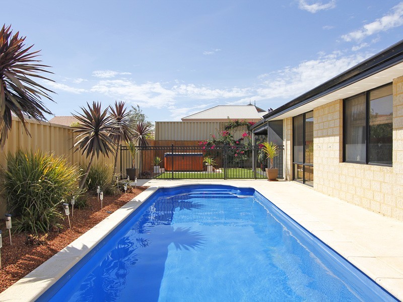 75 Pembury Way, Butler WA 6036