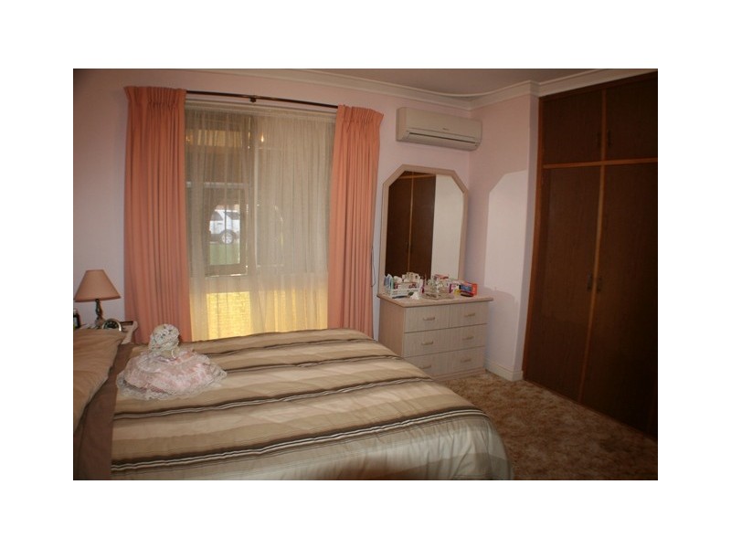 14 Light Street, Shoalwater WA 6169