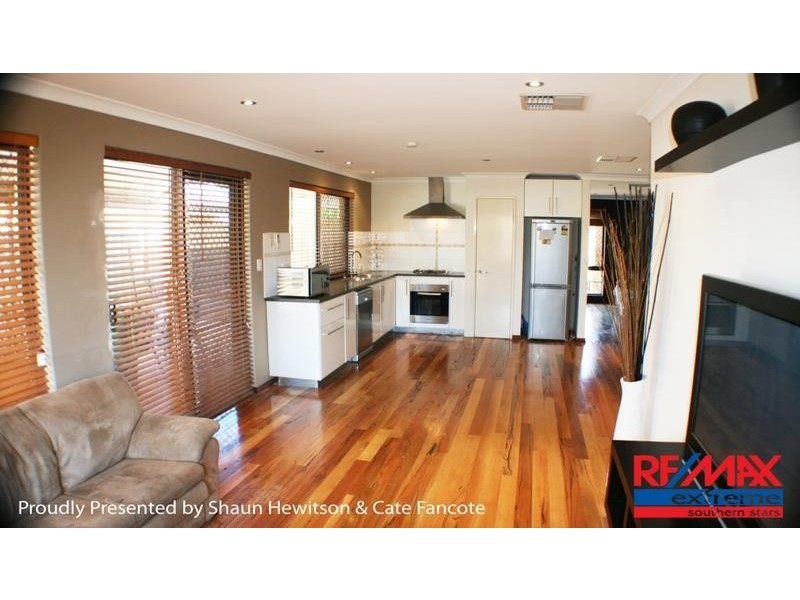 26 Mackay Crescent, Gosnells WA 6110