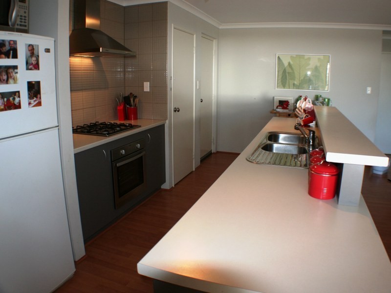 11 Taunton Mews, Leda WA 6170