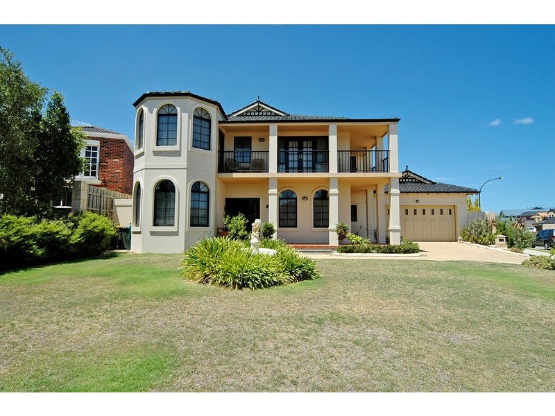 21 Talara Cct, Mindarie WA 6030