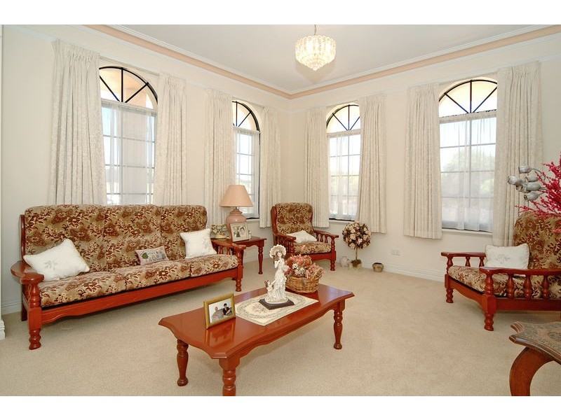 21 Talara Cct, Mindarie WA 6030