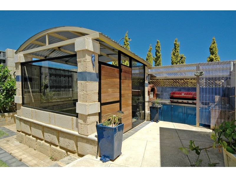 21 Talara Cct, Mindarie WA 6030