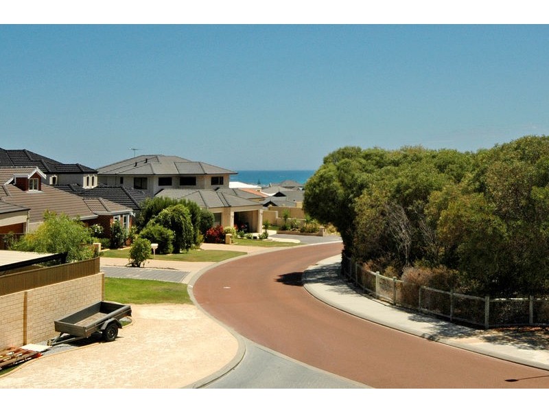 21 Talara Cct, Mindarie WA 6030