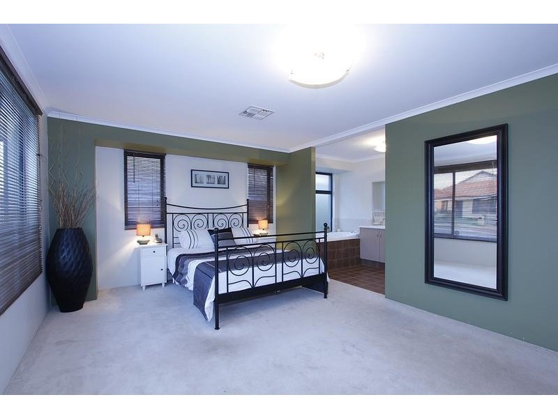 12 Hapuna Street, Butler WA 6036