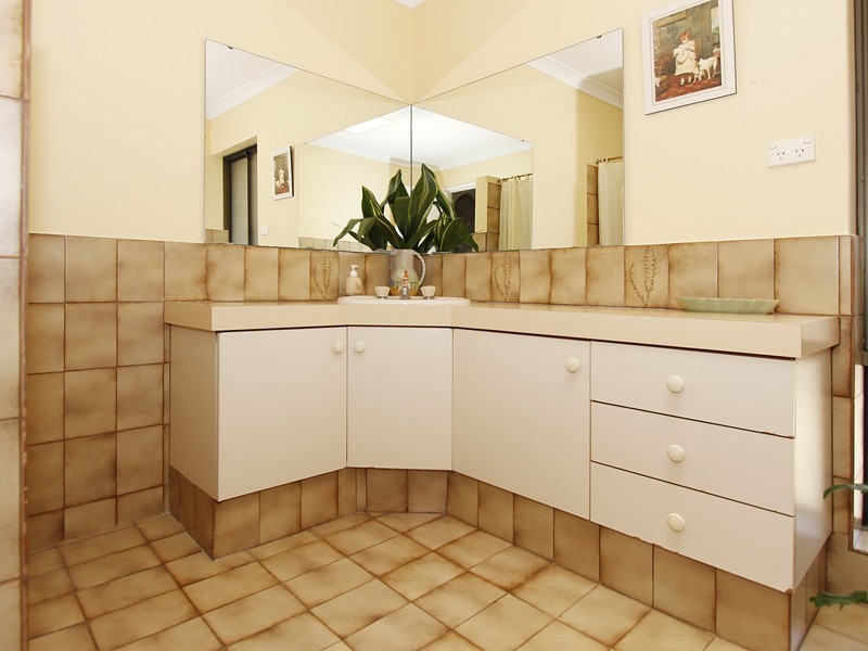 123 Balga Avenue, Balga WA 6061