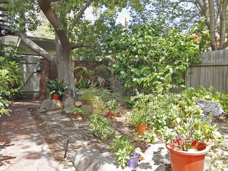 123 Balga Avenue, Balga WA 6061