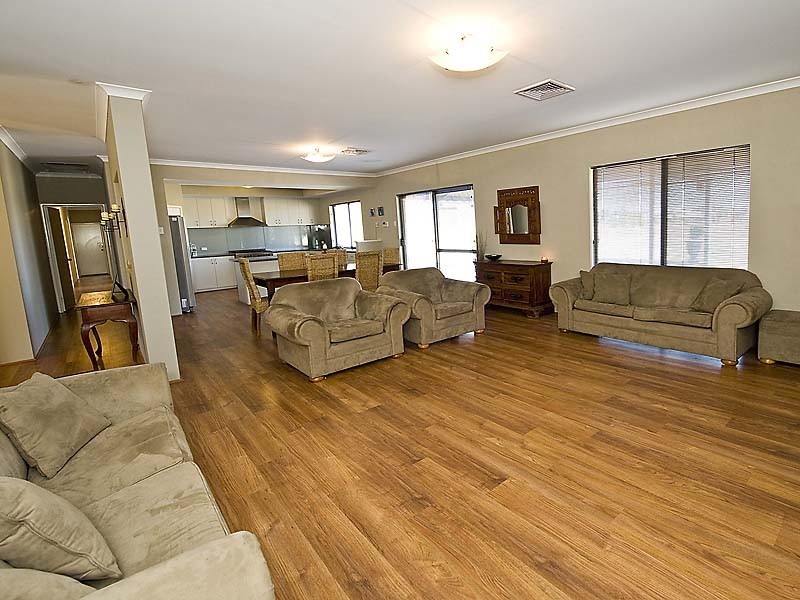 64 Cavanagh Close, Cardup WA 6122