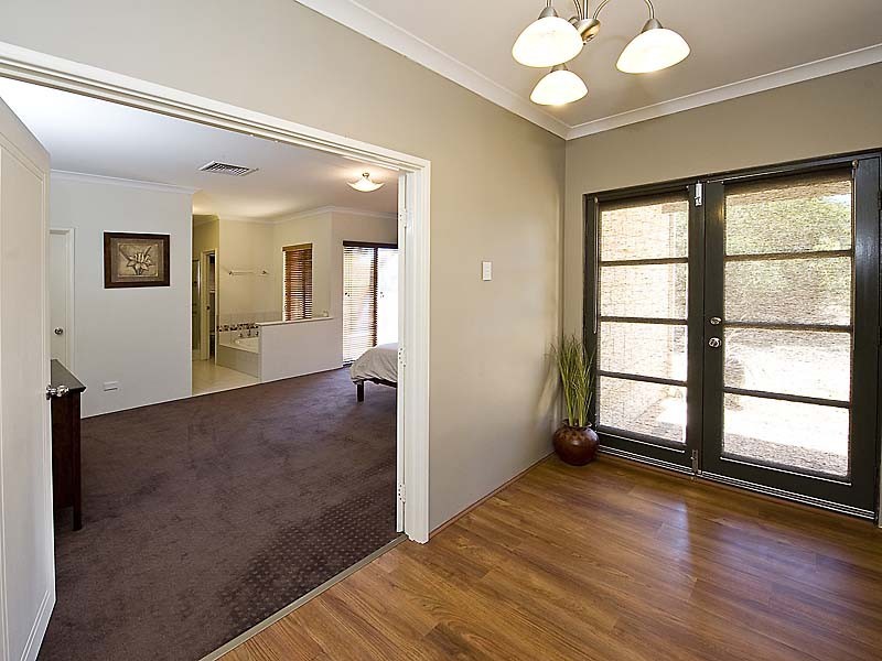 64 Cavanagh Close, Cardup WA 6122