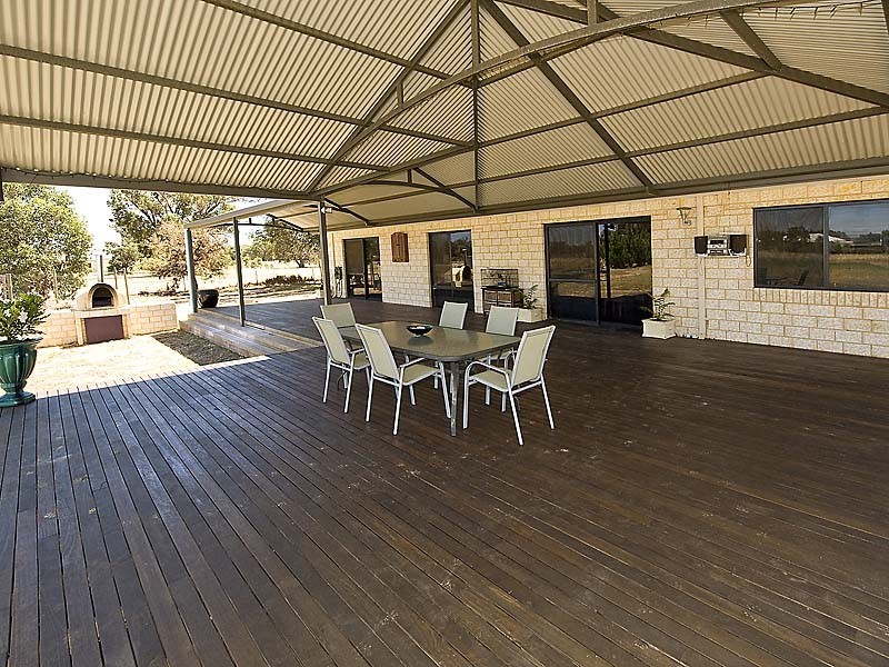 64 Cavanagh Close, Cardup WA 6122