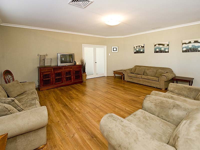 64 Cavanagh Close, Cardup WA 6122
