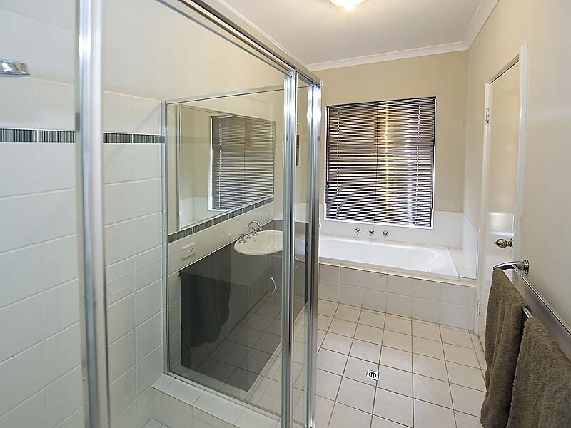 64 Cavanagh Close, Cardup WA 6122