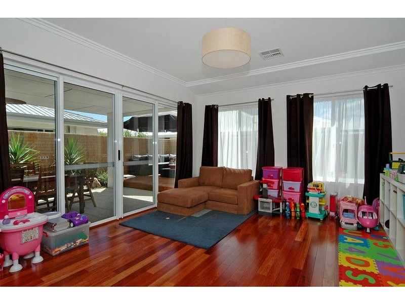 23 Kianga Crescent, Burns Beach WA 6028