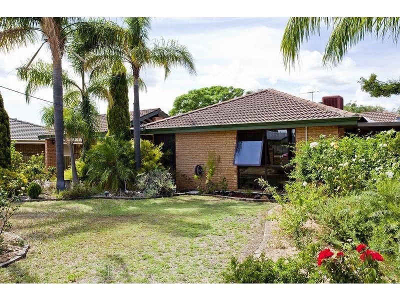 30 Yale Road, Thornlie WA 6108